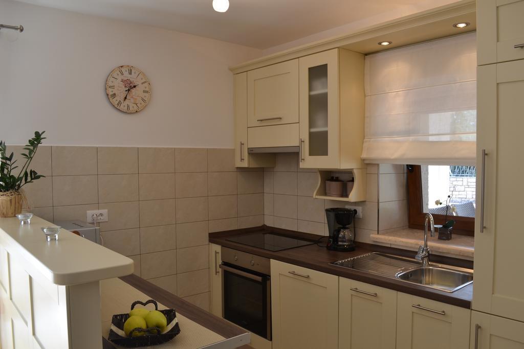 Holiday Home Mate Tinjan Room photo